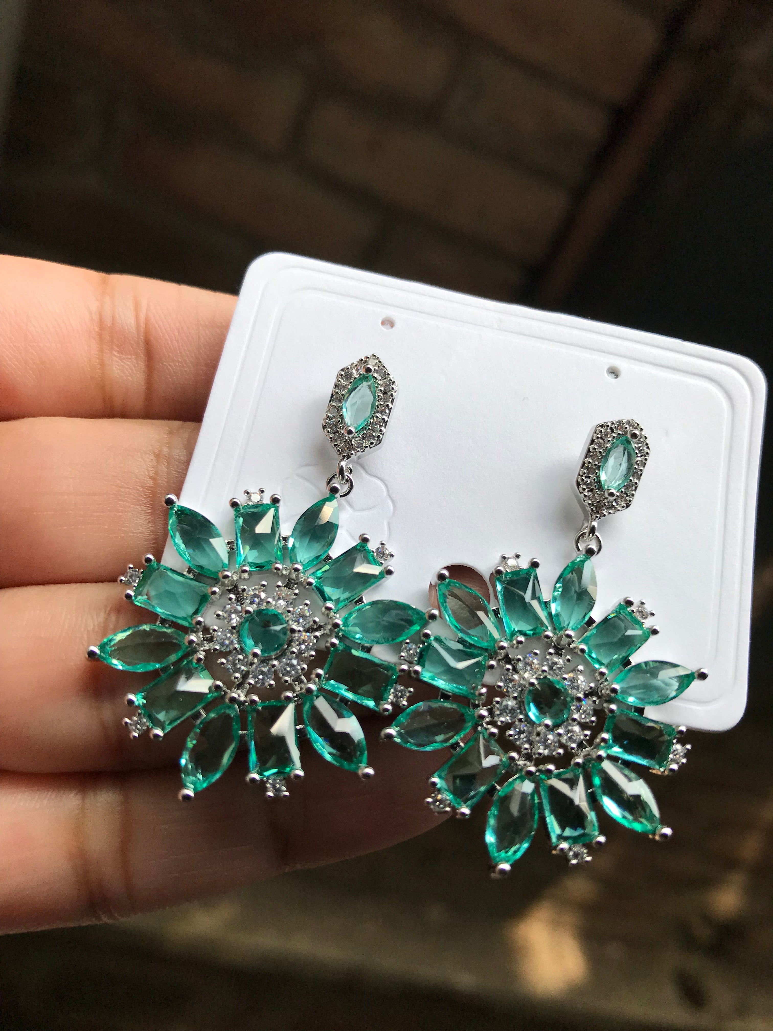 Minty floral Earring