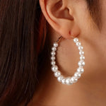 Load image into Gallery viewer, Pearly Hoop Earring
