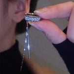 Load image into Gallery viewer, Silver stone Ear cuff
