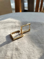 Load image into Gallery viewer, Tiny square Hoop Metallic
