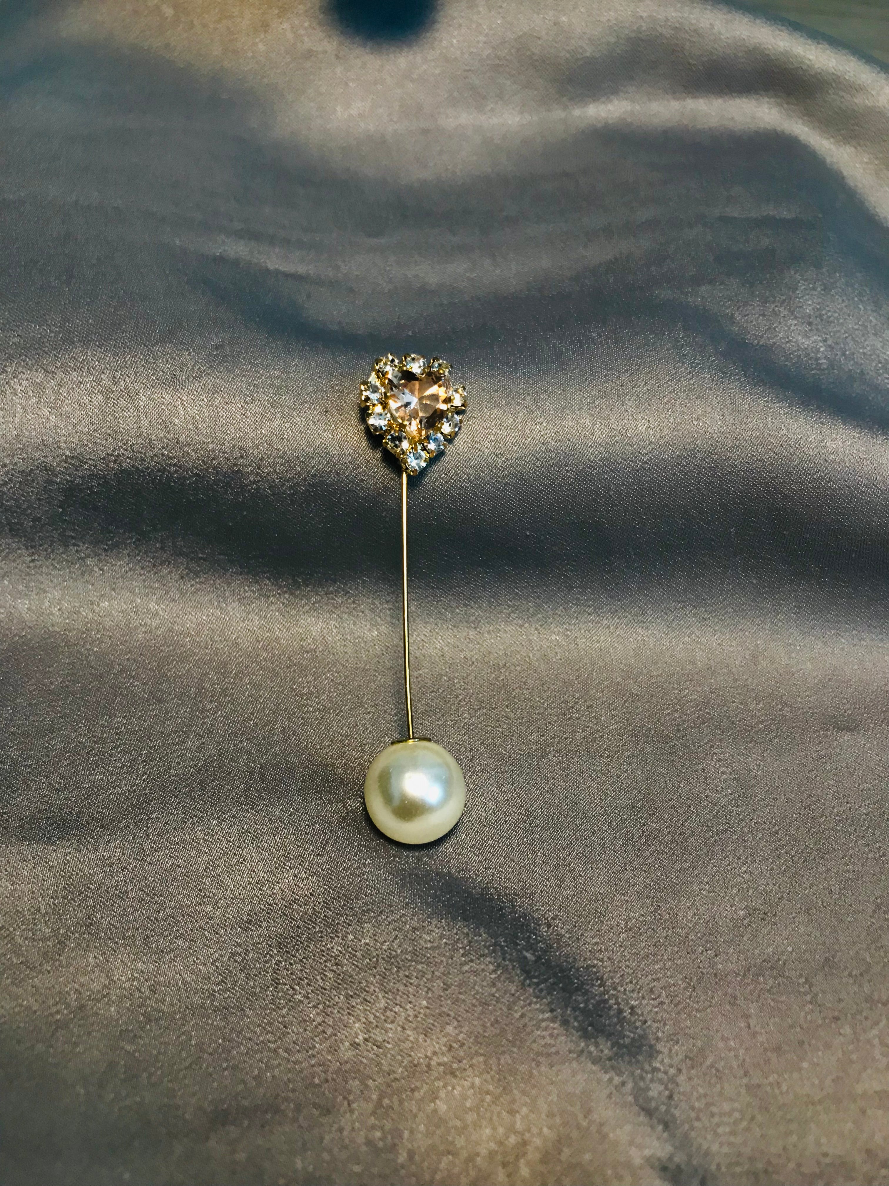 Hijab pearl/stone pin 06