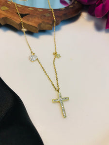 Charm heart cross pendant