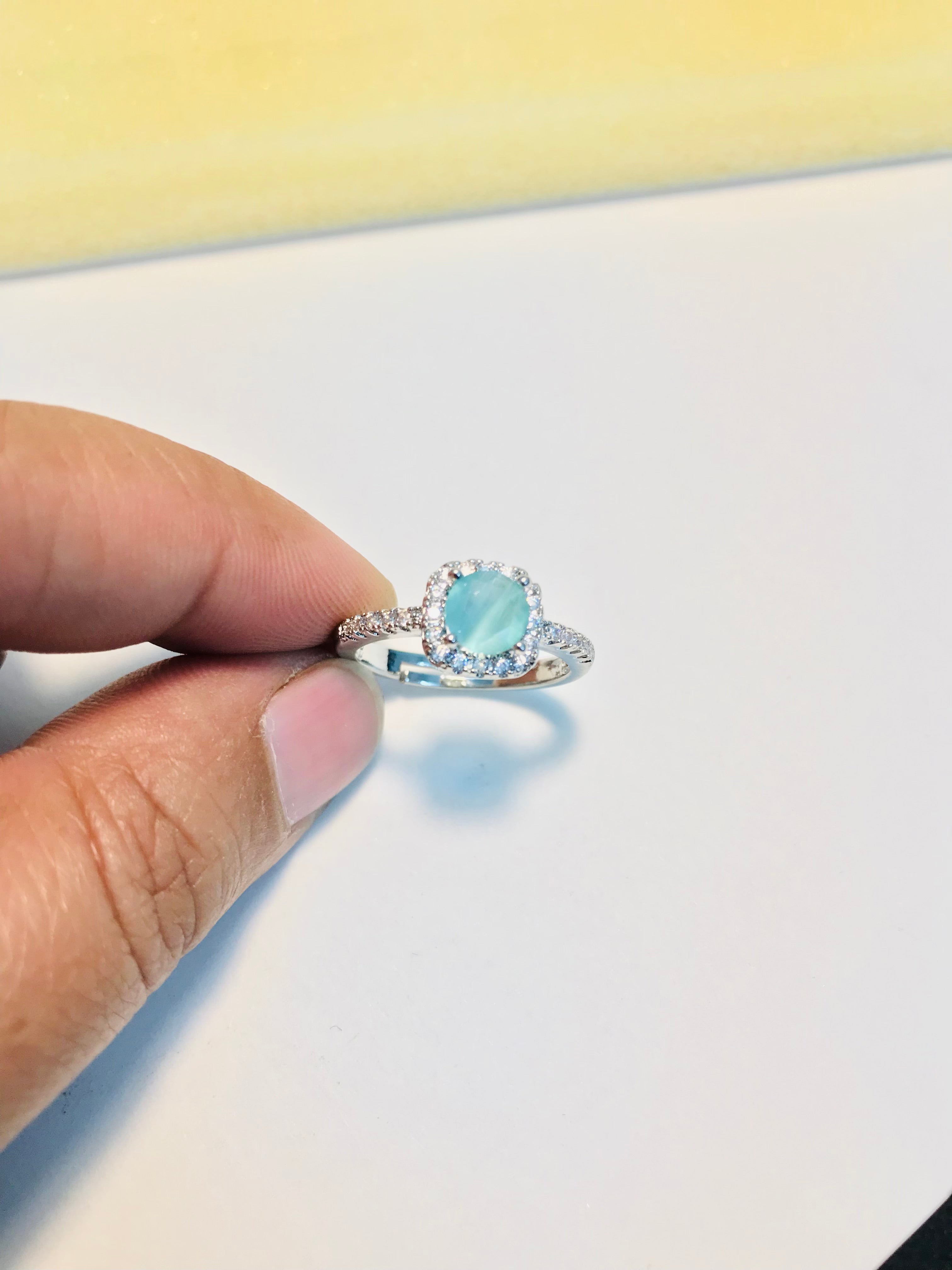 Zircon Stone Ring o3