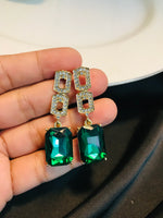 Load image into Gallery viewer, Green Emerald  squad Earring
