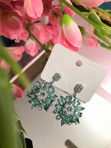 Minty floral Earring