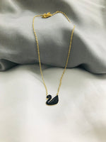 Load image into Gallery viewer, Swan Ss pendant Black
