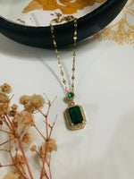 Load image into Gallery viewer, Green Emerald pendant
