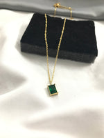 Load image into Gallery viewer, Green Square Ss Pendant
