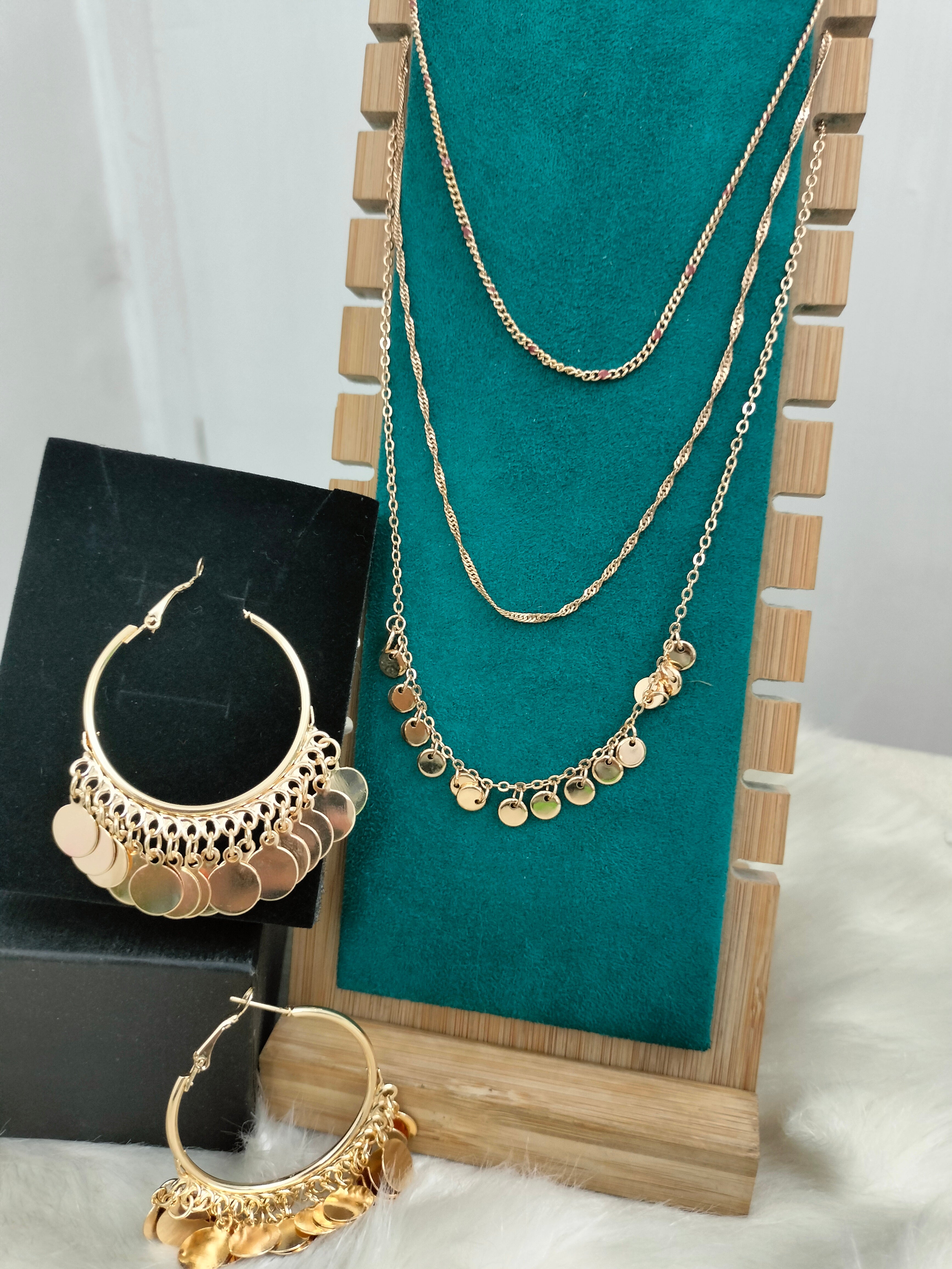 Golden Layer necklace