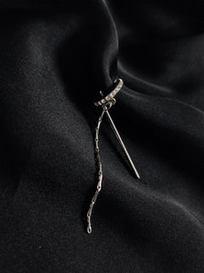 Silver stone Ear cuff