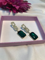 Load image into Gallery viewer, Green Emerald  squad Earring
