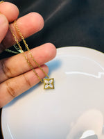 Load image into Gallery viewer, Luise triangle pendant
