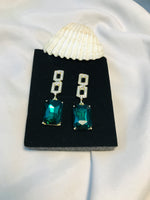 Load image into Gallery viewer, Green Emerald  squad Earring
