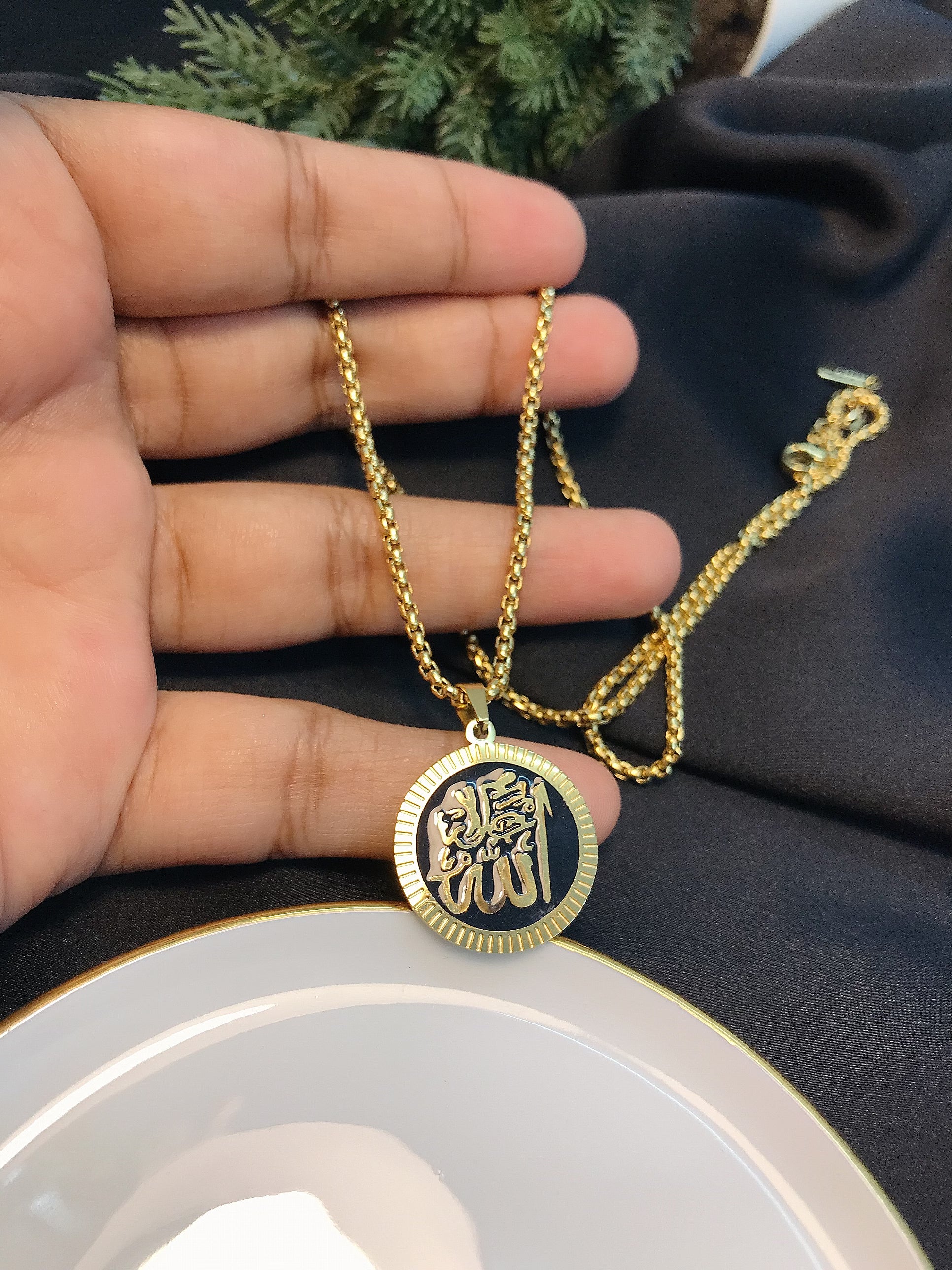 Allahu Pendant