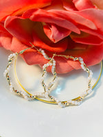 Load image into Gallery viewer, Pearl Twist hoop Earring
