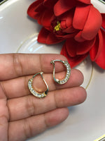 Load image into Gallery viewer, Rose Gold Tiny stone Hoop
