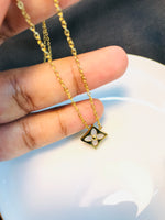 Load image into Gallery viewer, Luise triangle pendant
