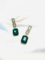 Load image into Gallery viewer, Green Emerald  squad Earring
