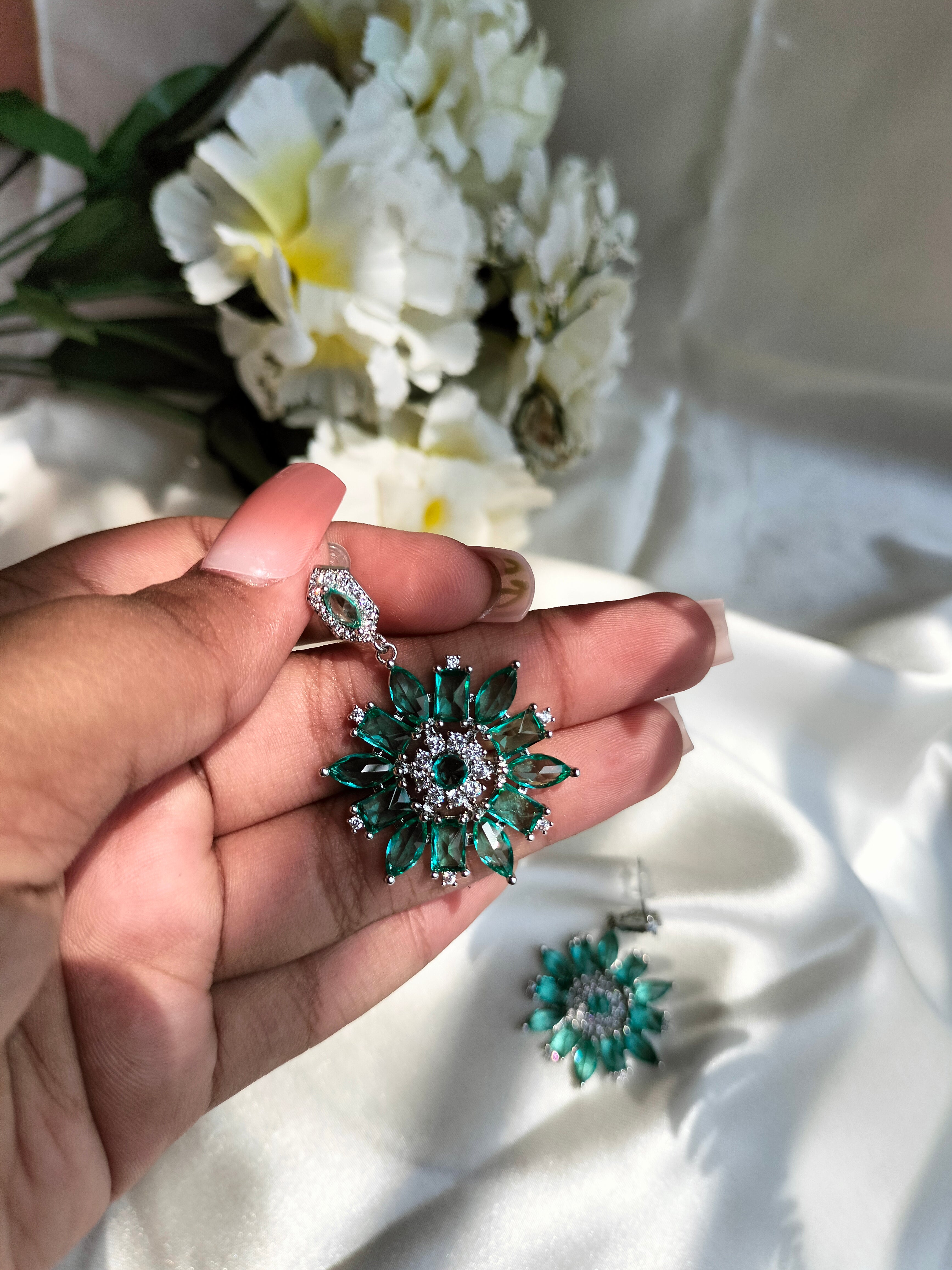 Minty floral Earring