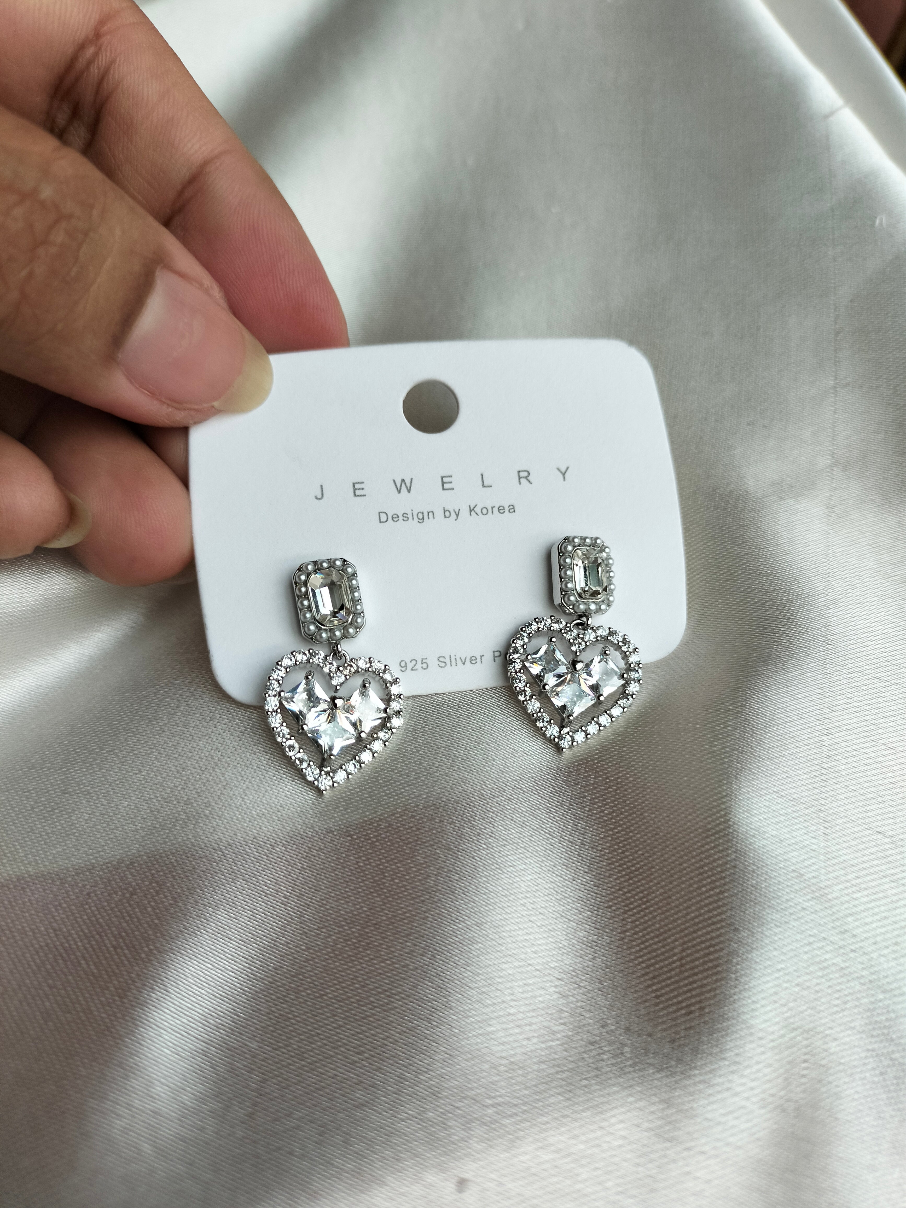 Zircon Heart Earring Silver