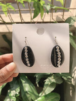 Load image into Gallery viewer, black Stone Kori earring
