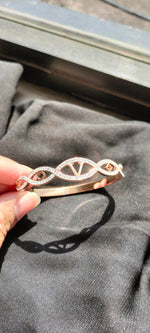 Load image into Gallery viewer, Titanium Bracelet Luis RoseGold -15
