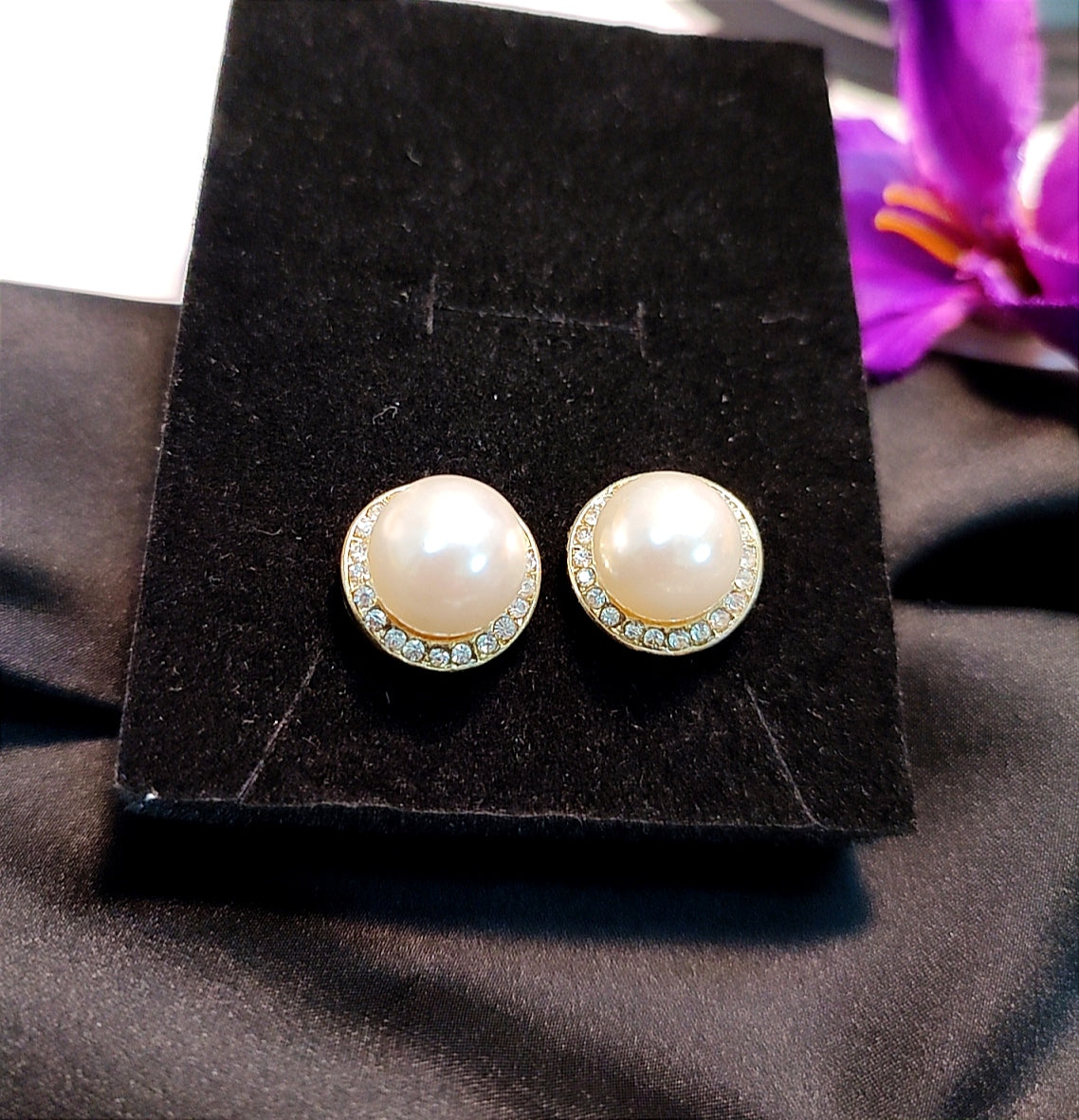 Pearl Stud Earring