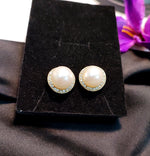 Load image into Gallery viewer, Pearl Stud Earring
