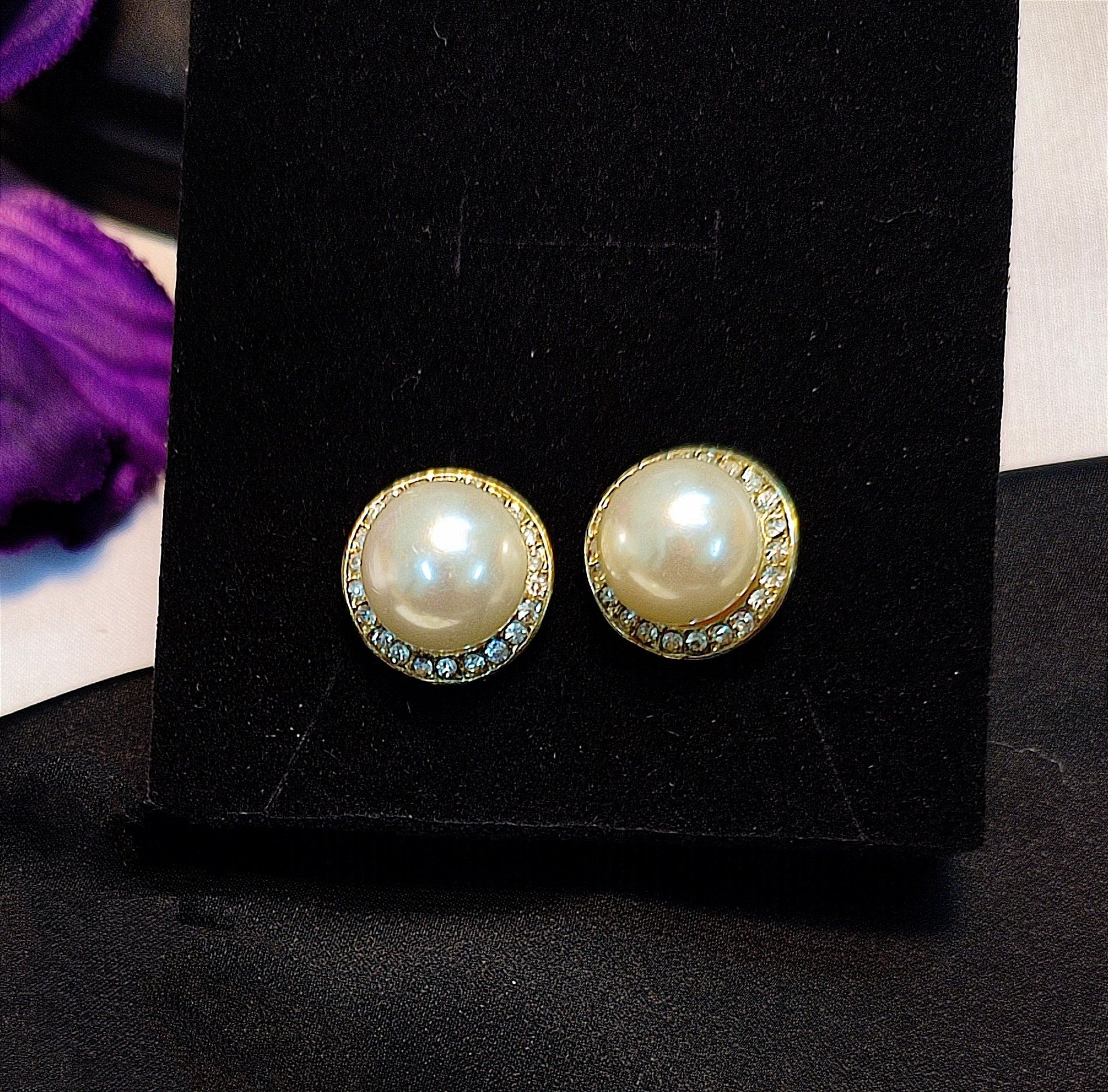 Pearl Stud Earring