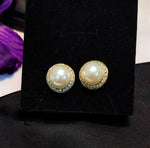 Load image into Gallery viewer, Pearl Stud Earring
