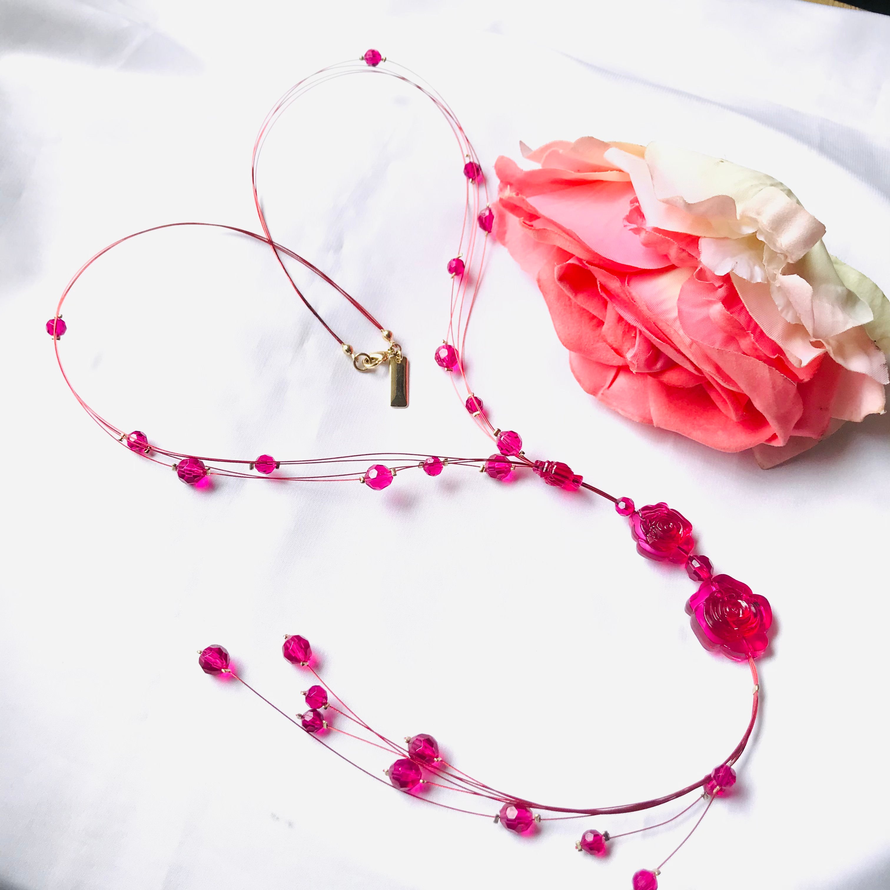 Rose beads necklace