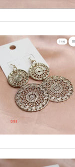 Load image into Gallery viewer, Double Circle Filigree Floral Earrings
