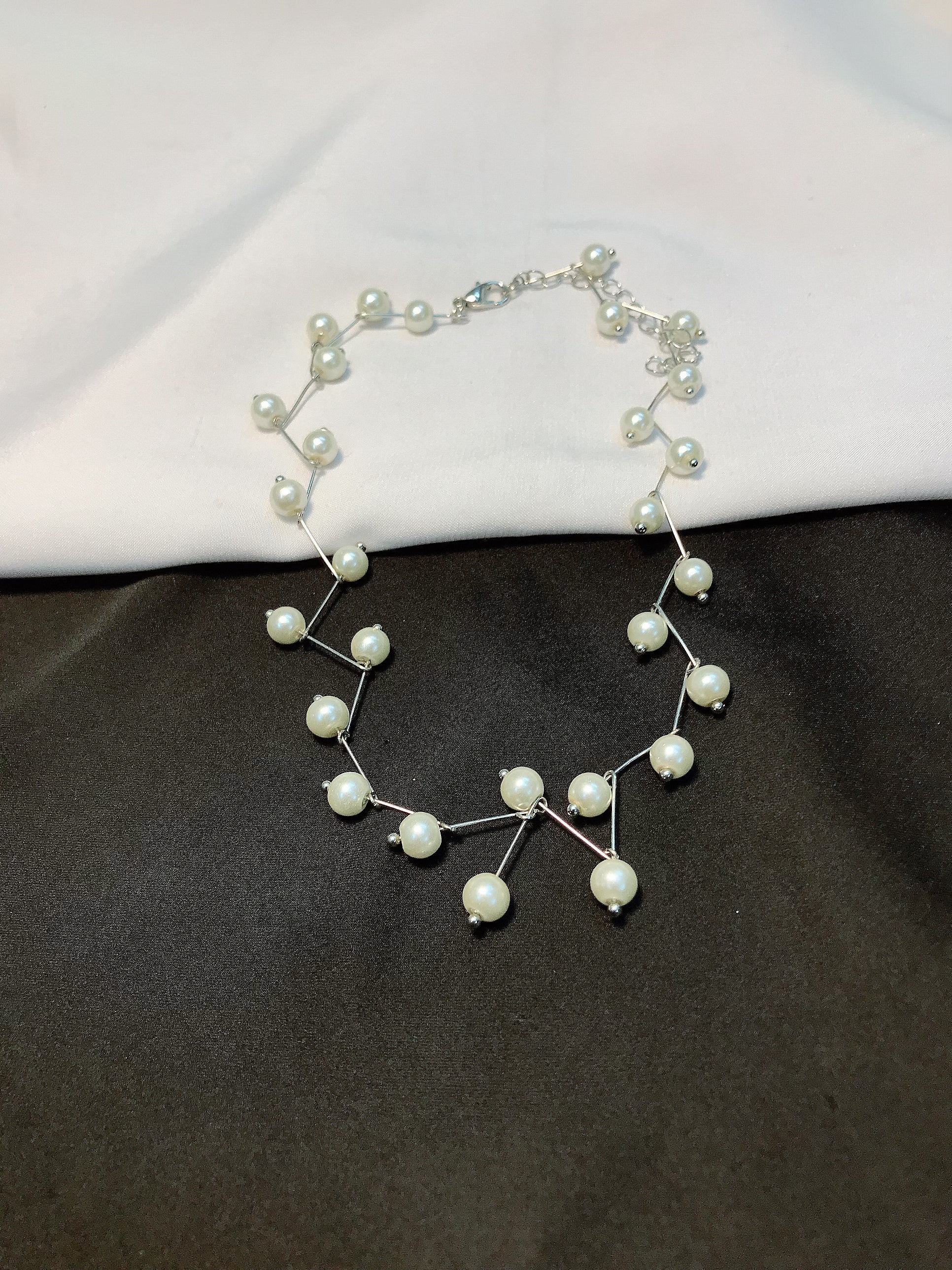 Pearl Charm Choker Silver