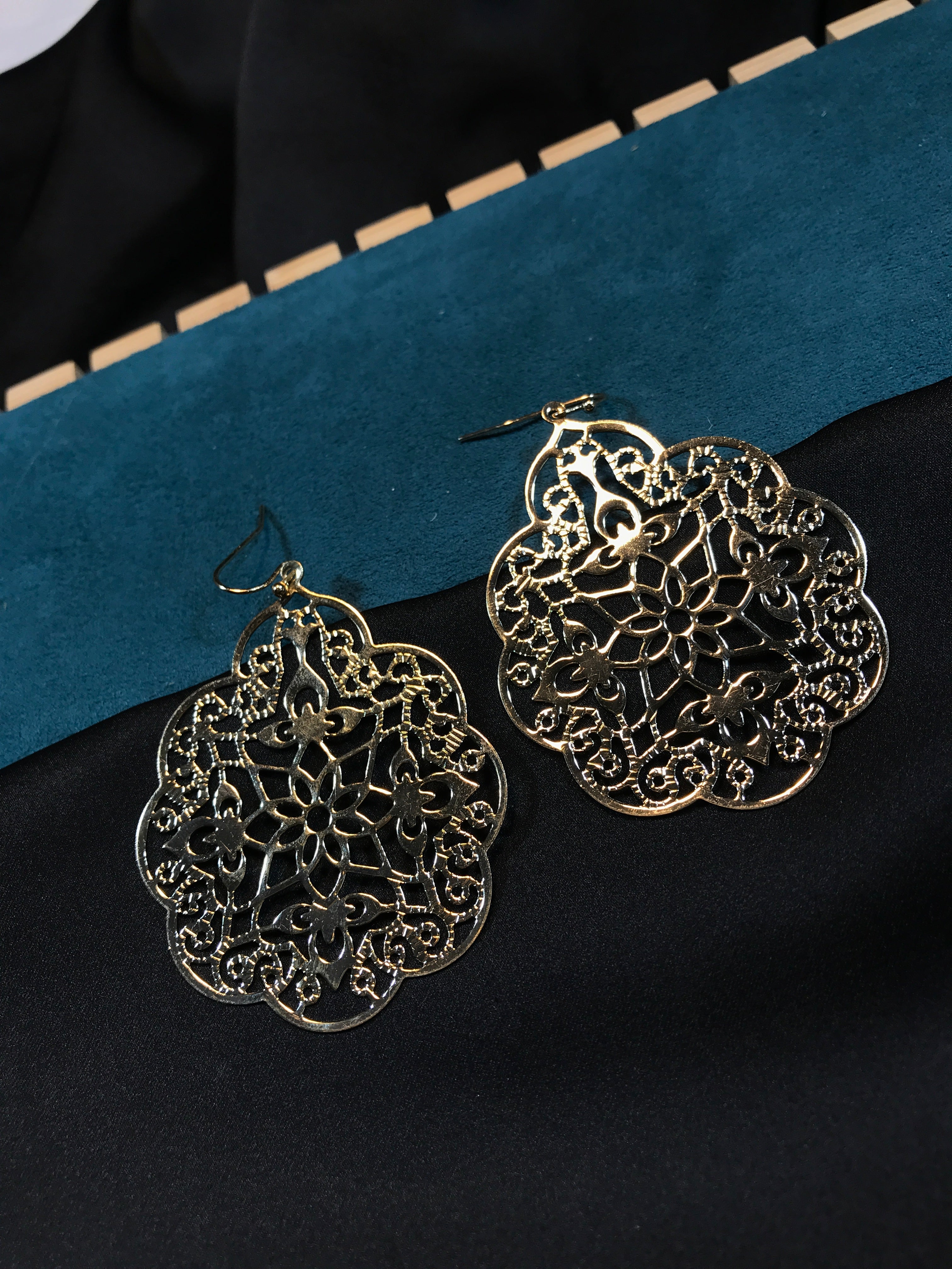 Floral Golden Filigree Earrings