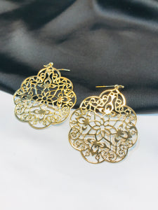 Floral Golden Filigree Earrings