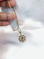 Load image into Gallery viewer, Golden crystal Pendant
