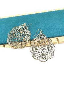 Floral Golden Filigree Earrings