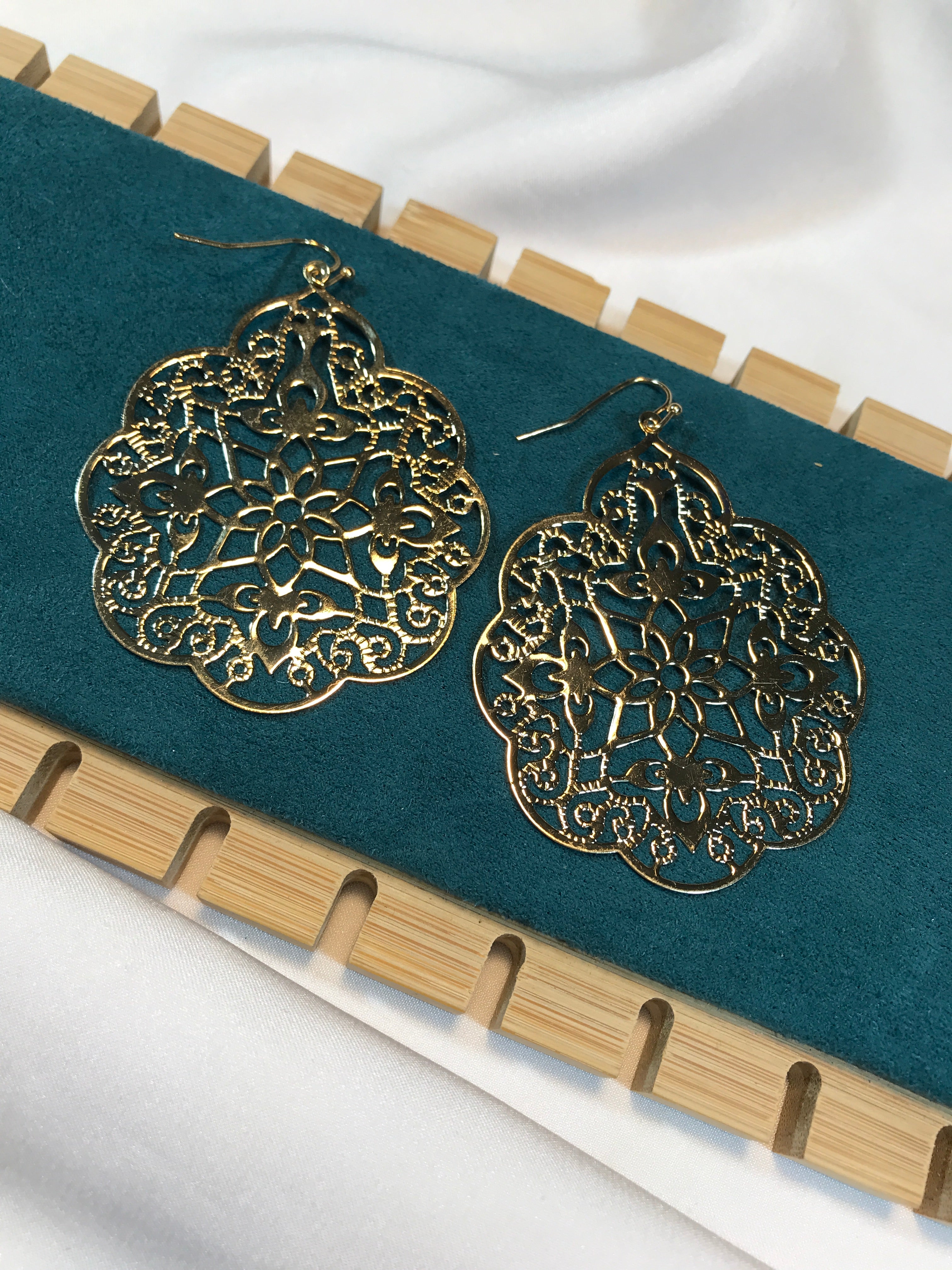 Floral Golden Filigree Earrings