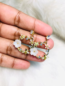 Floral Bee Earring