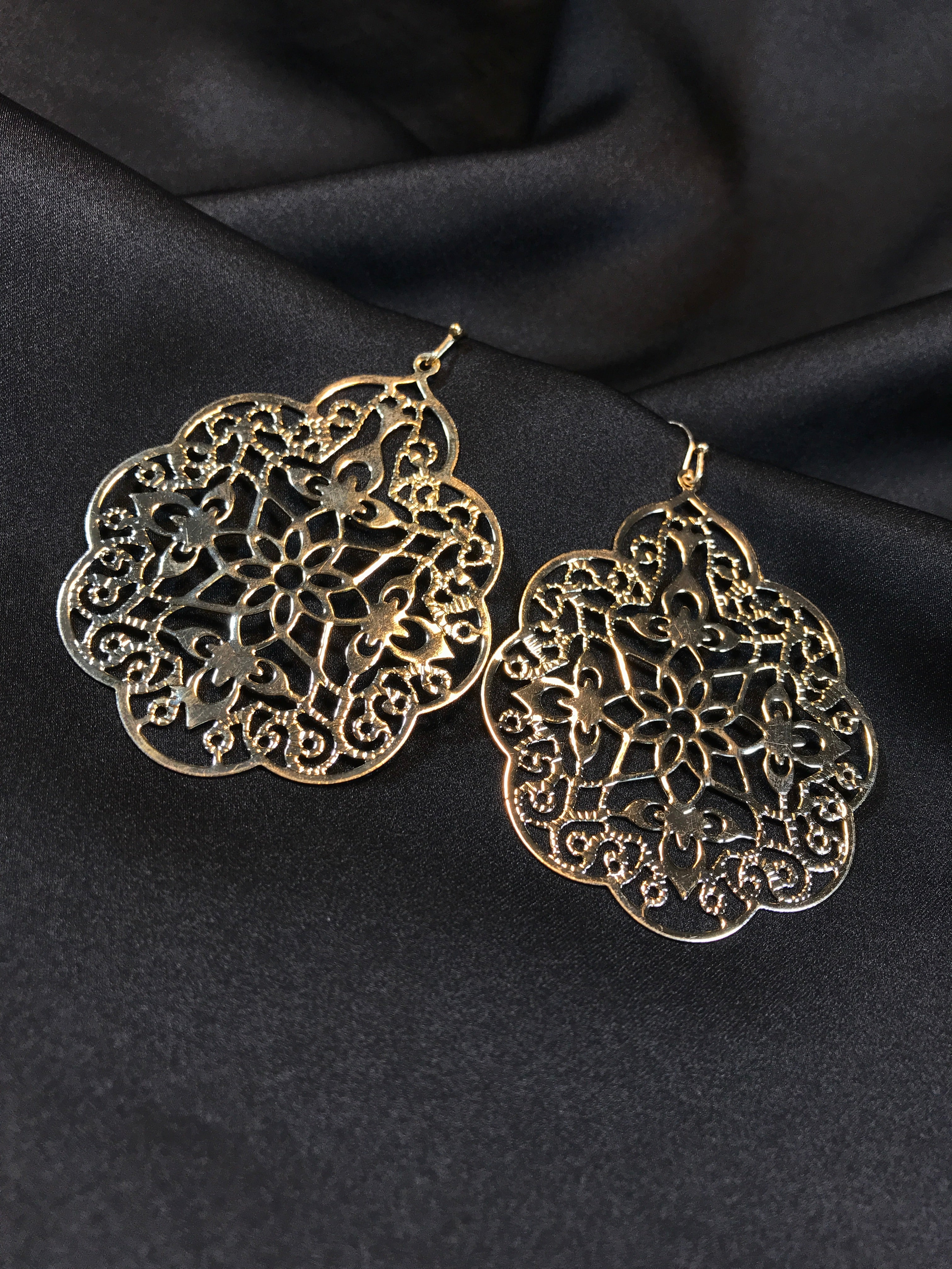 Floral Golden Filigree Earrings