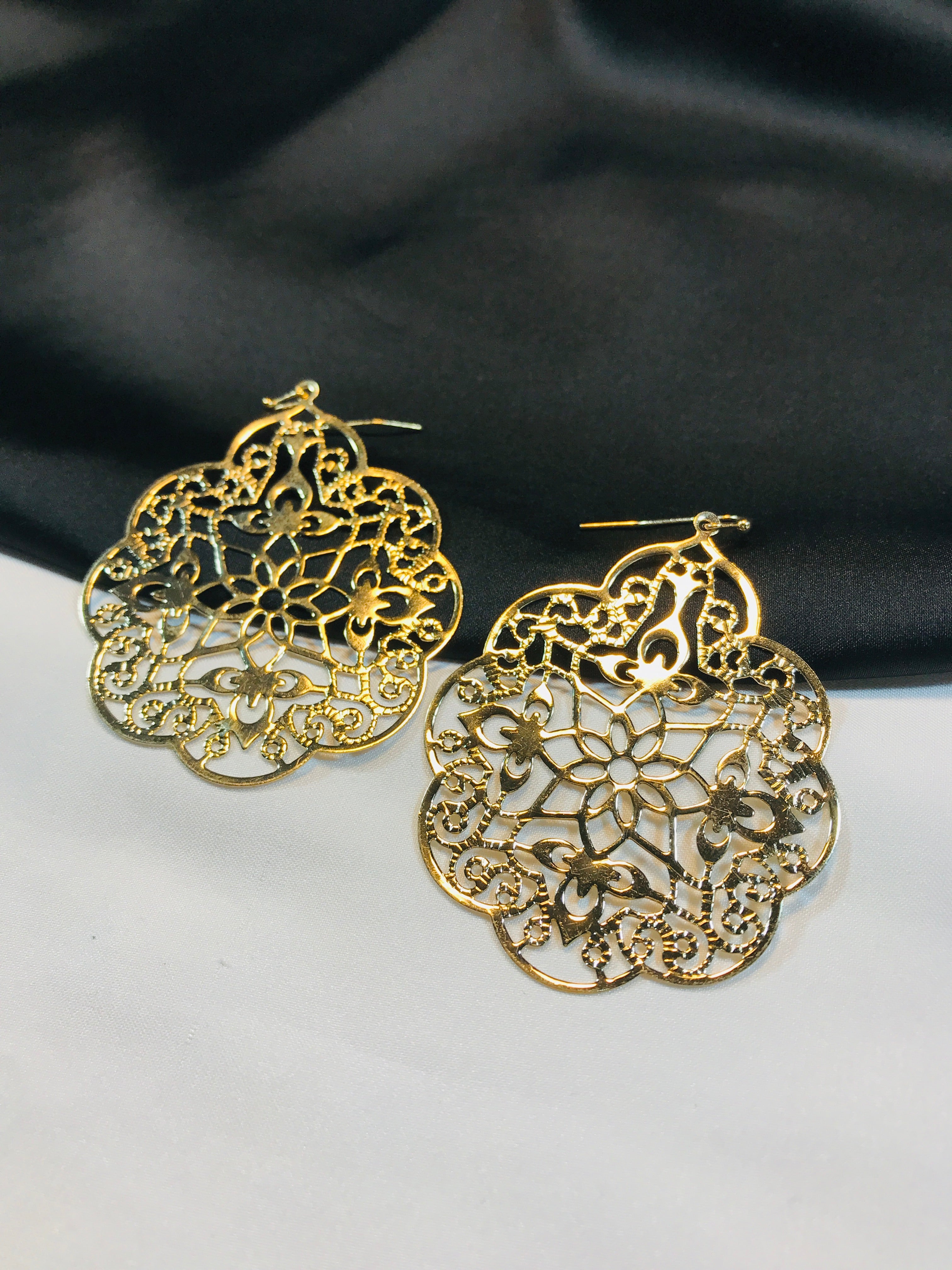 Floral Golden Filigree Earrings