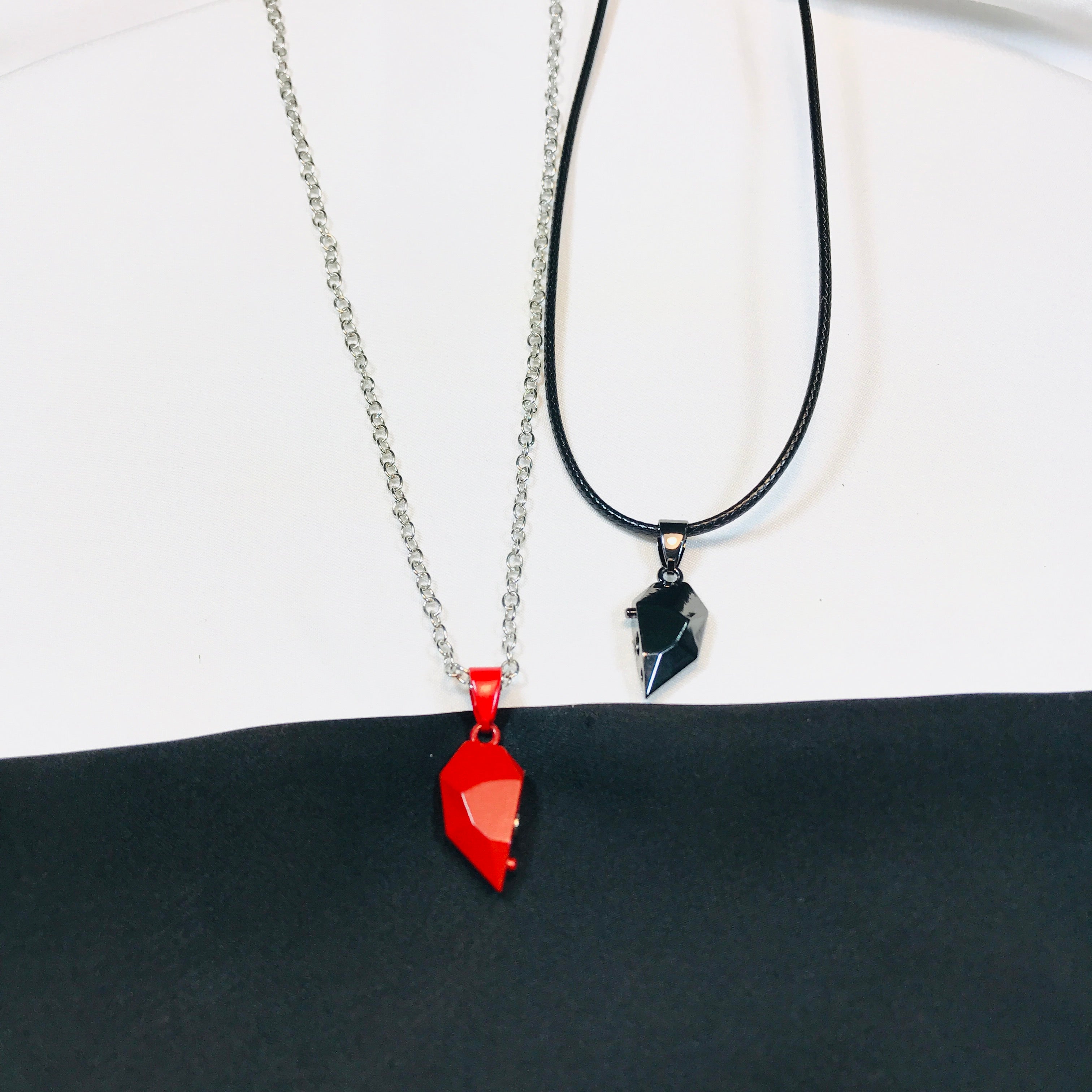 Magnetic Heart Couple Pendant