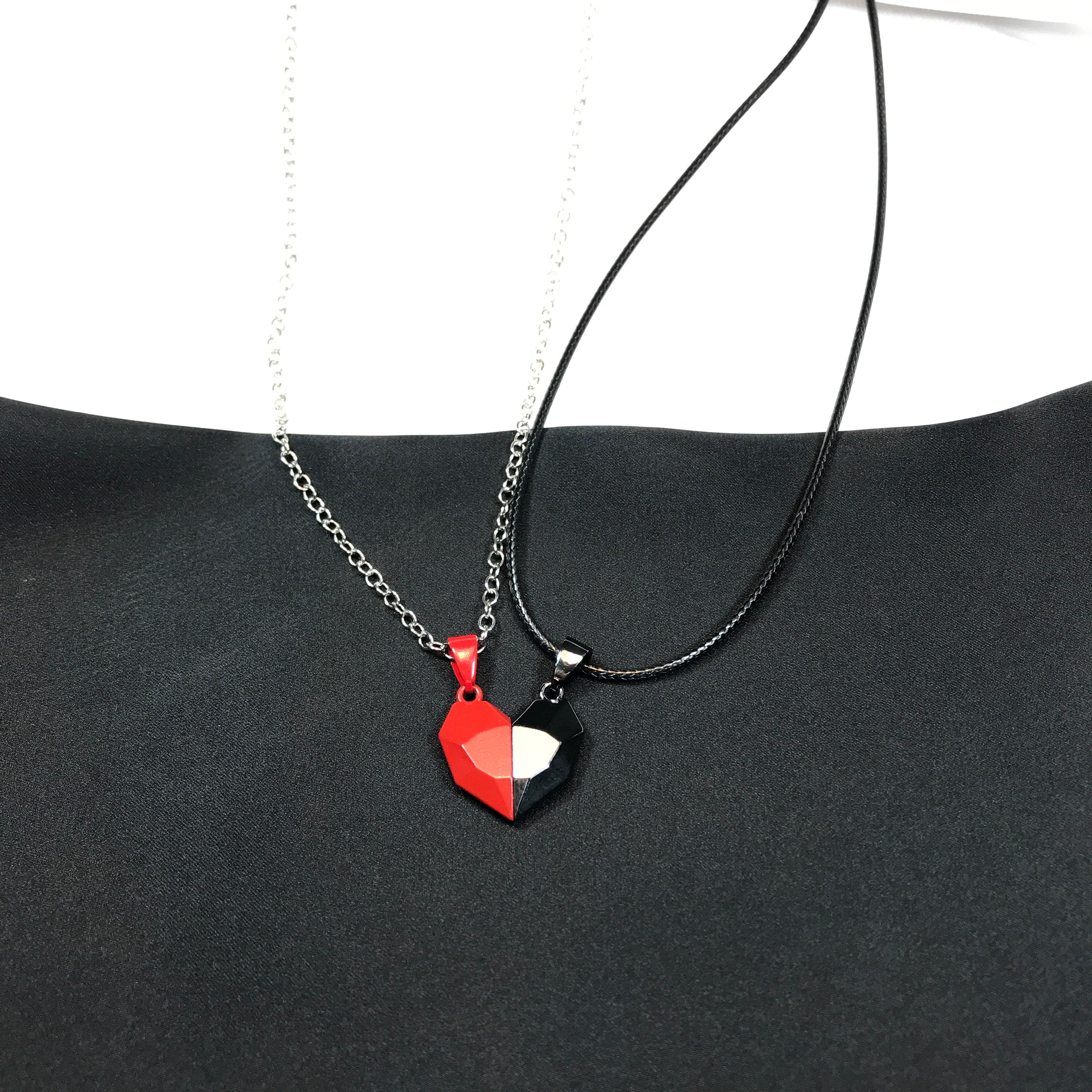 Magnetic Heart Couple Pendant