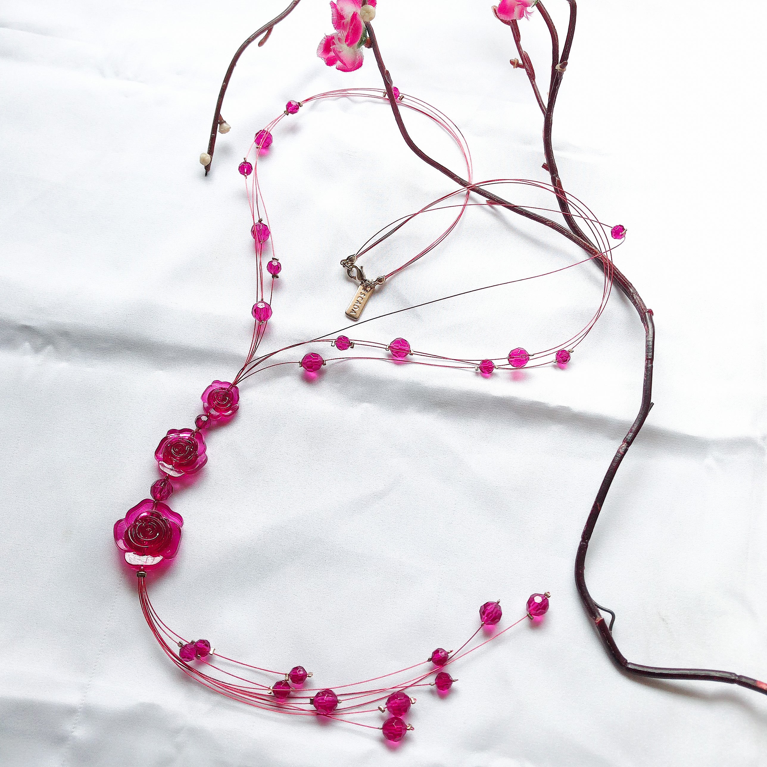 Rose beads necklace