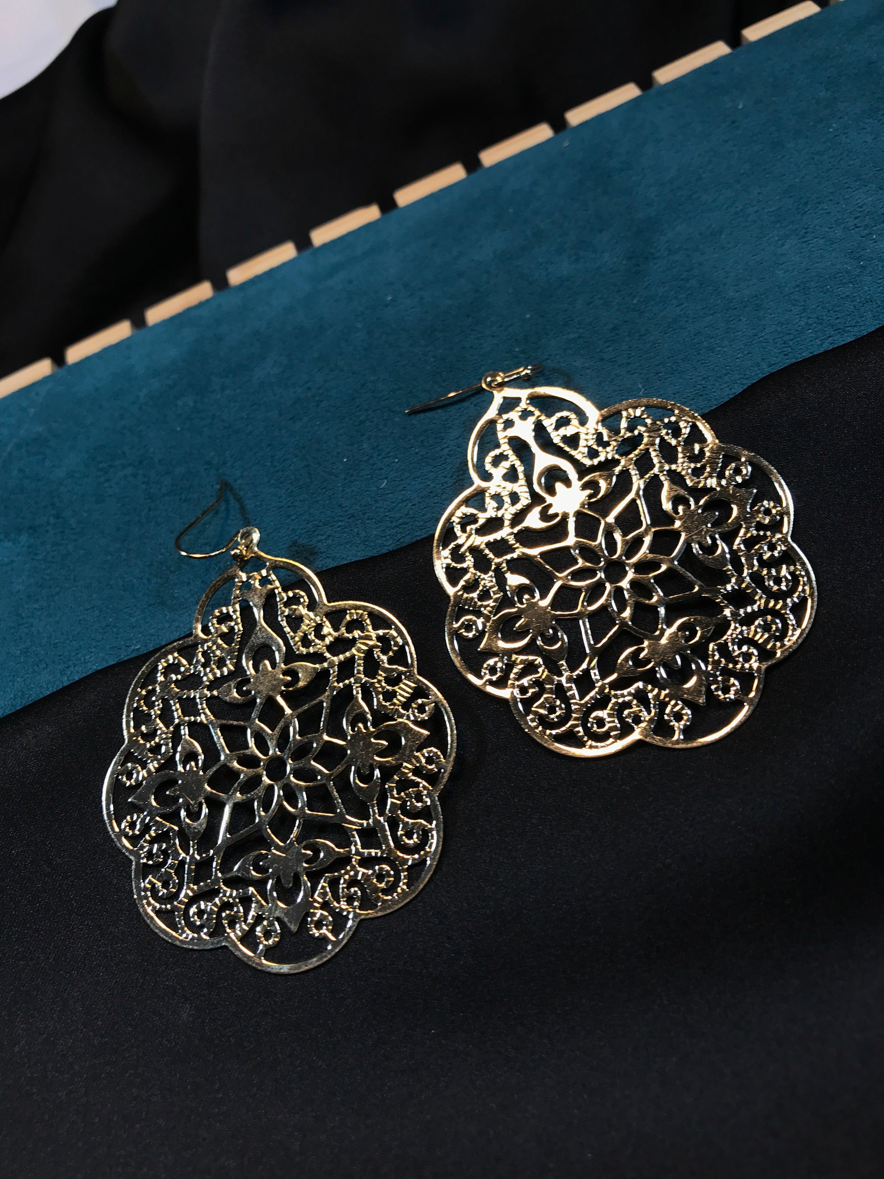 Floral Golden Filigree Earrings