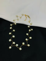 Load image into Gallery viewer, Pearl Charm Choker Golden
