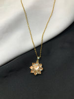 Load image into Gallery viewer, Golden crystal Pendant
