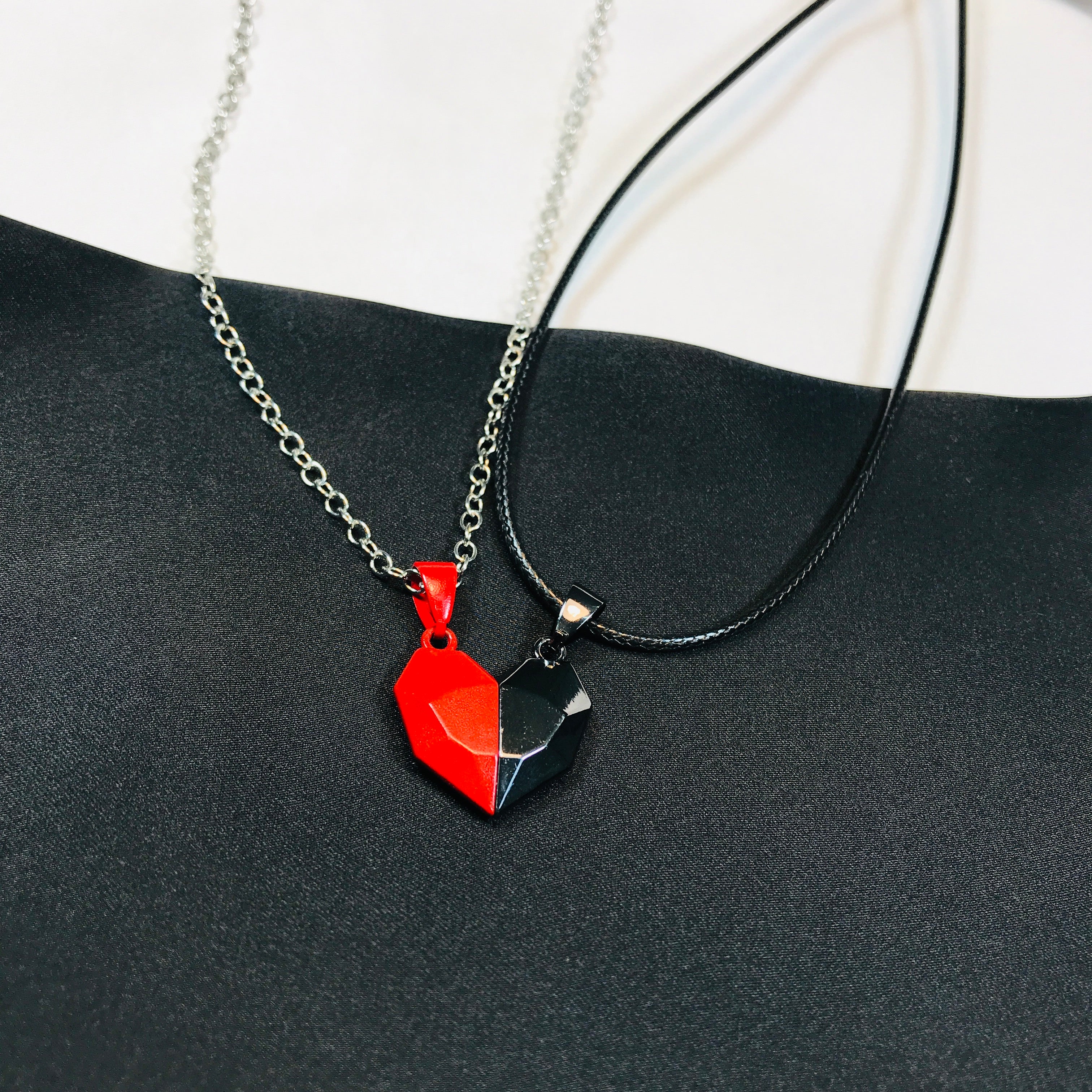 Magnetic Heart Couple Pendant